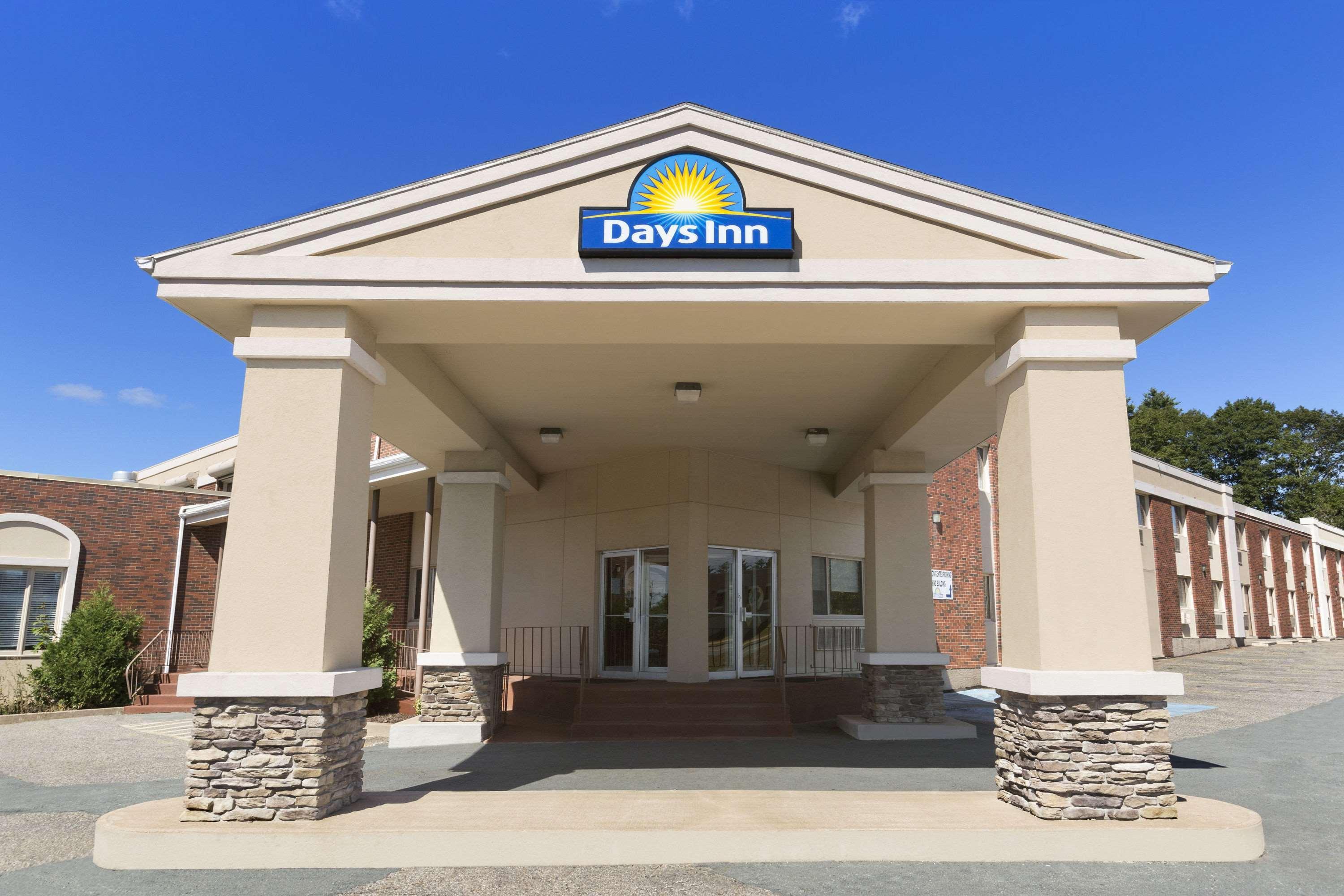 Days Inn By Wyndham Bridgewater Conference Center Exterior photo